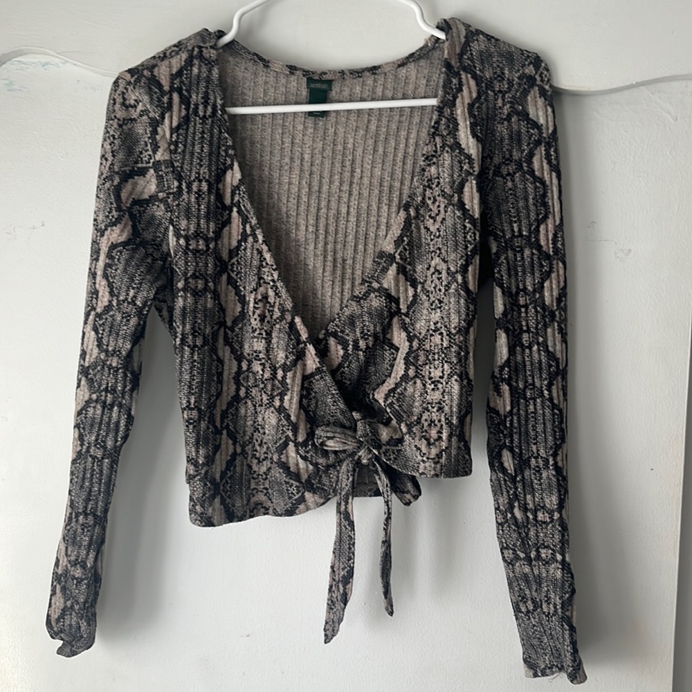 V Neck Snack Skin Sweater